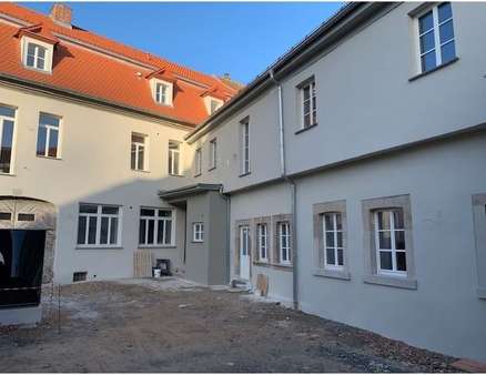 Innenhof - Dachgeschosswohnung in 97483 Eltmann mit 102m² mieten