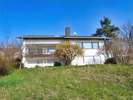 Südansicht der Immobilie (Gartenseite) - Einfamilienhaus in 97500 Ebelsbach mit 225m² kaufen