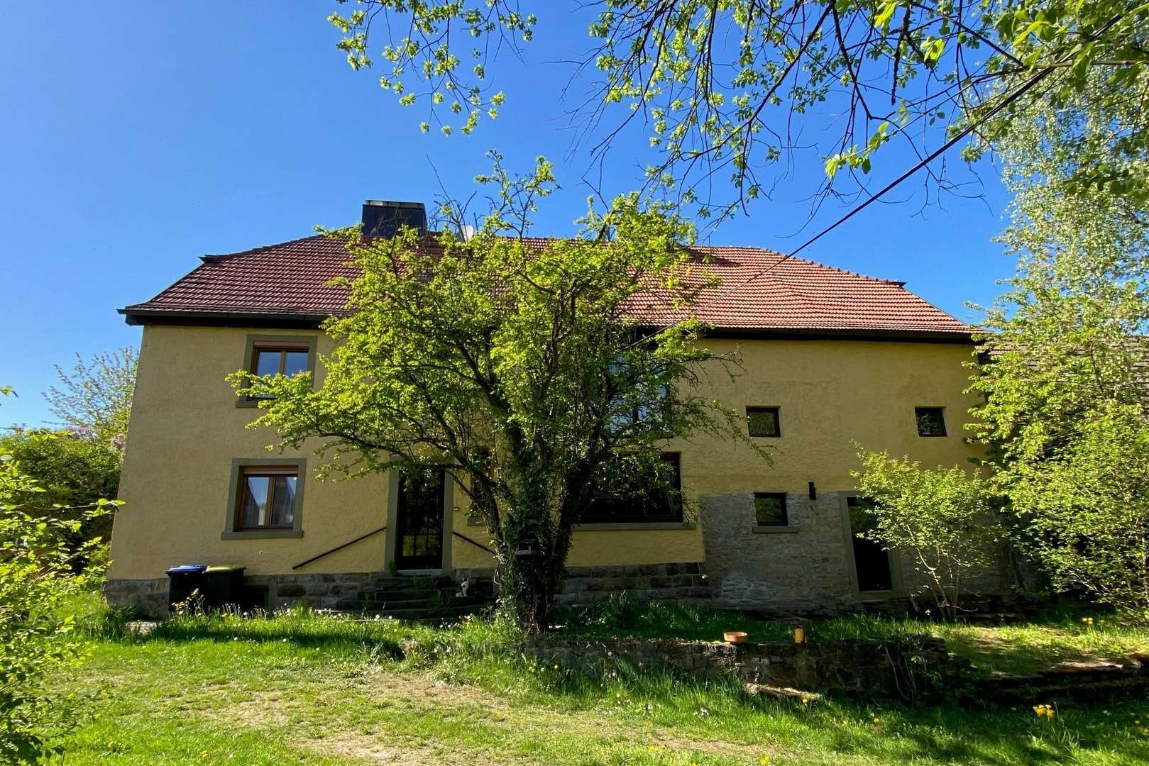 Ansicht Ost - Bauernhaus in 97532 Üchtelhausen mit 225m² kaufen