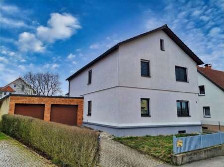 Nord-West Ansicht - Zweifamilienhaus in 97437 Haßfurt mit 160m² kaufen