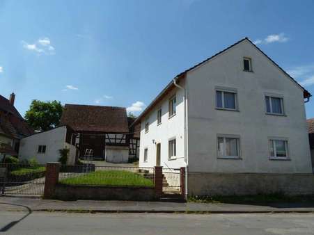 Straßenansicht - Einfamilienhaus in 97486 Königsberg mit 190m² kaufen