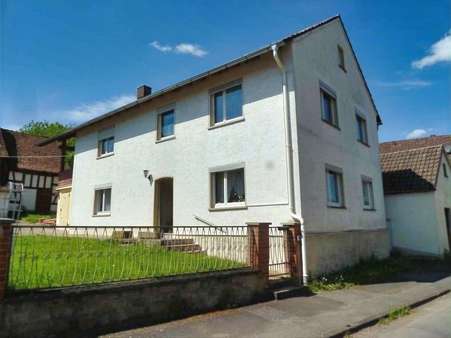 Südostansicht des Wohnhauses - Einfamilienhaus in 97486 Königsberg mit 190m² kaufen