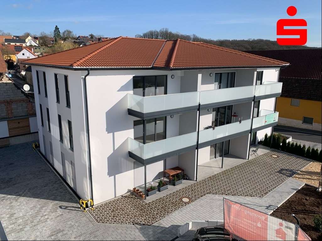 Ansicht Nord/West - Etagenwohnung in 97456 Dittelbrunn mit 81m² kaufen