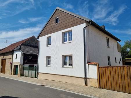 Nord-Ost Ansicht - Einfamilienhaus in 97531 Theres mit 150m² kaufen