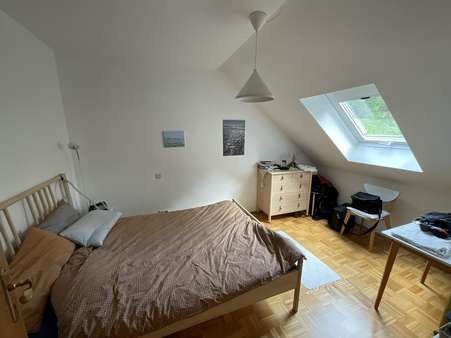 Schlafzimmer - Maisonette-Wohnung in 97769 Bad Brückenau mit 79m² als Kapitalanlage kaufen