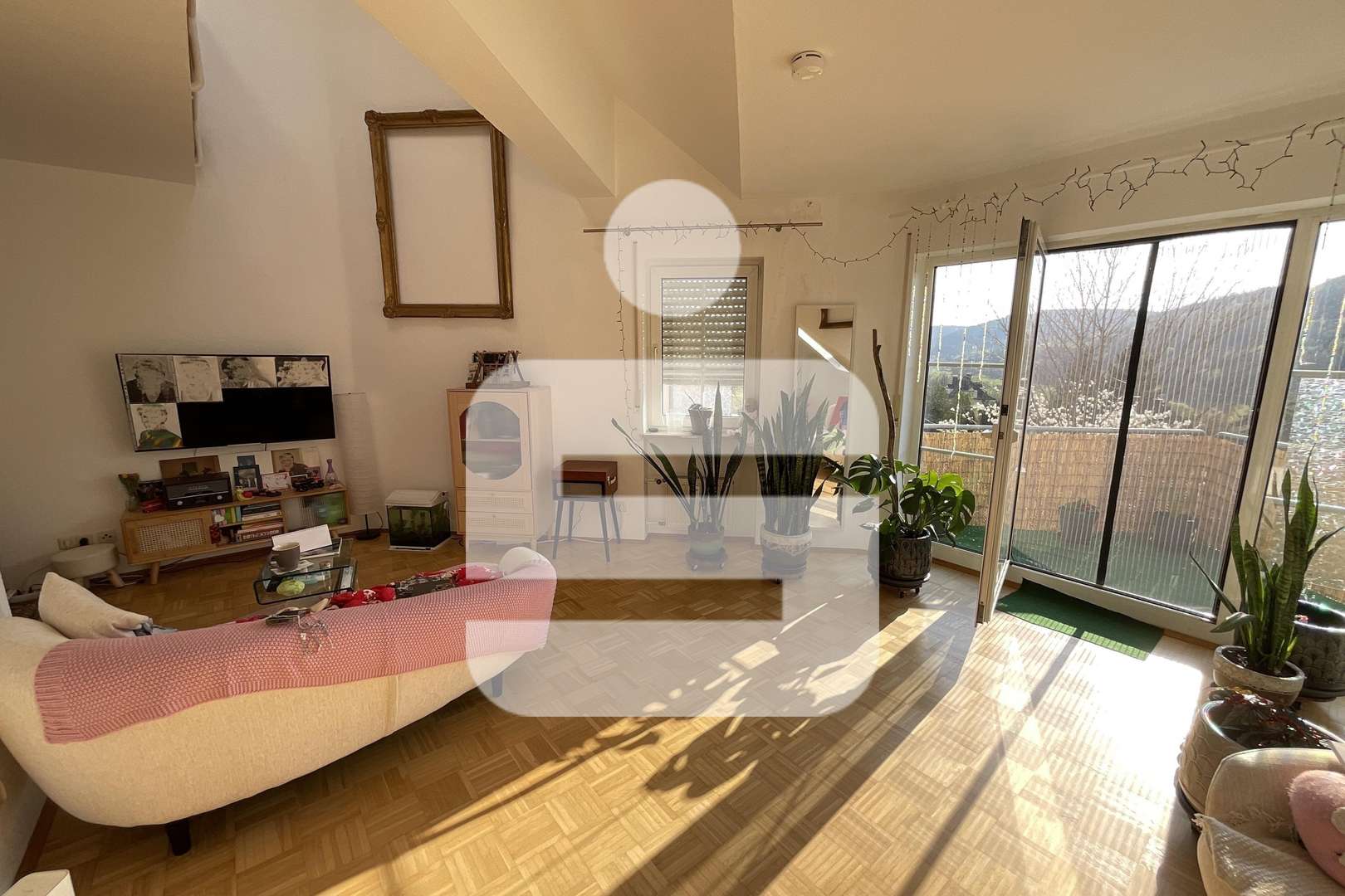 Wohnzimmer - Maisonette-Wohnung in 97769 Bad Brückenau mit 64m² als Kapitalanlage kaufen