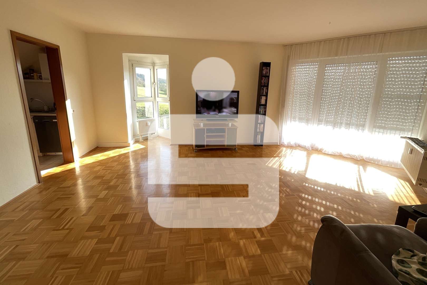 Wohnzimmer - Dachgeschosswohnung in 97769 Bad Brückenau mit 53m² als Kapitalanlage kaufen