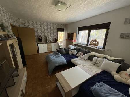 Wohnzimmer EG Wohnzimmer EG - Zweifamilienhaus in 97762 Hammelburg mit 254m² kaufen