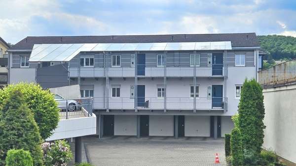 Außenansicht Hinterbau (neuwertig) Außenansicht Hinterbau (neuwertig) - Wohn- / Geschäftshaus in 97688 Bad Kissingen mit 1087m² als Kapitalanlage kaufen