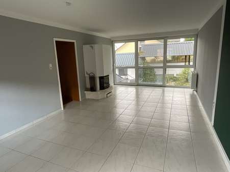 Wohnzimmer OG Wohnzimmer OG - Zweifamilienhaus in 97702 Münnerstadt mit 160m² kaufen