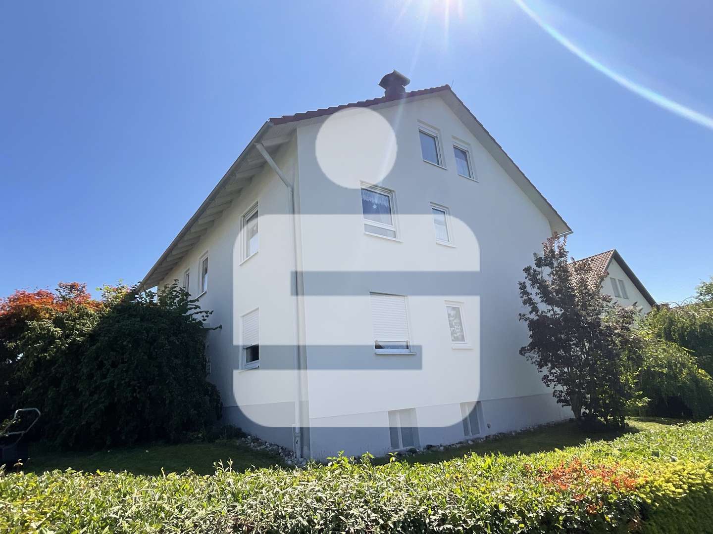 Außenansicht Außenansicht - Zweifamilienhaus in 97688 Bad Kissingen mit 215m² kaufen