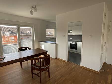Essbereich und Küche - Etagenwohnung in 97688 Bad Kissingen mit 84m² kaufen