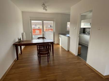 Essbereich und Küche - Etagenwohnung in 97688 Bad Kissingen mit 84m² kaufen