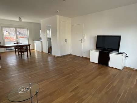 Wohn-Essbereich - Etagenwohnung in 97688 Bad Kissingen mit 84m² kaufen