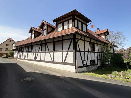 Außenansicht - Zweifamilienhaus in 97762 Hammelburg mit 299m² kaufen