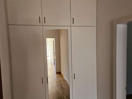 Einbauschrank - Etagenwohnung in 97688 Bad Kissingen mit 77m² kaufen