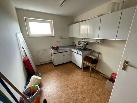 Gewerberaum Gewerberaum - Zweifamilienhaus in 97723 Oberthulba mit 136m² kaufen