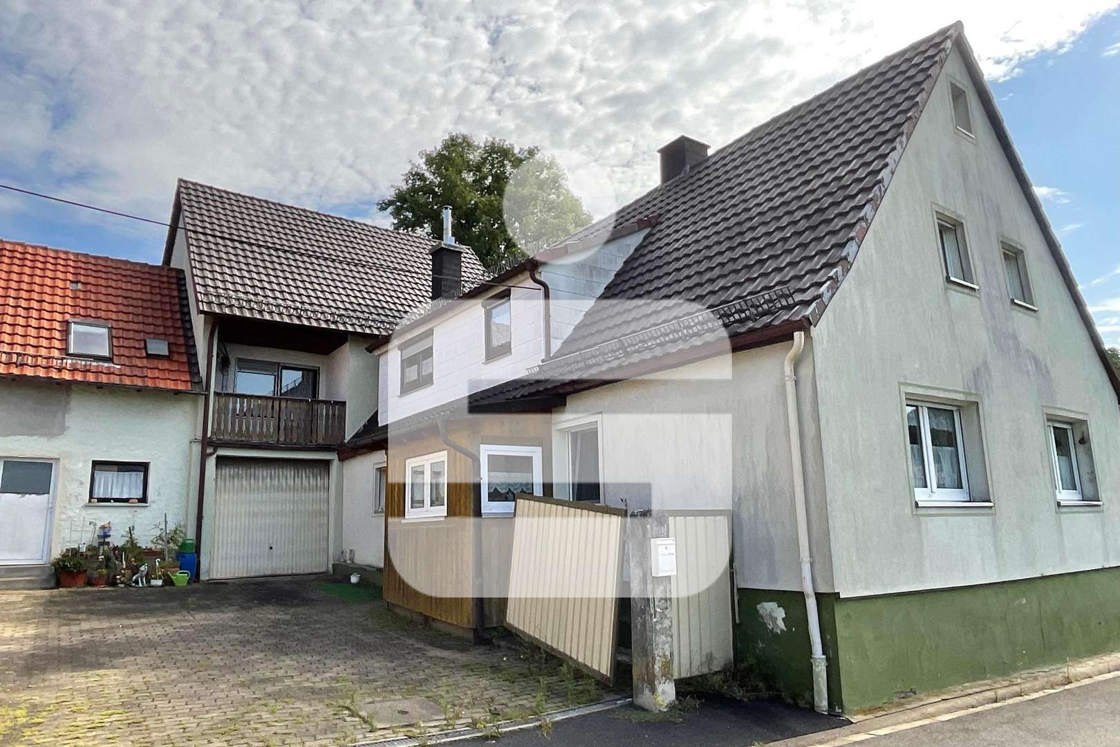 Außenansicht - Zweifamilienhaus in 97720 Nüdlingen mit 205m² kaufen