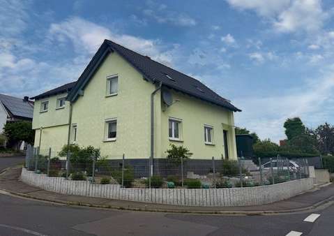 Außenansicht Außenansicht - Einfamilienhaus in 97633 Großeibstadt mit 105m² kaufen