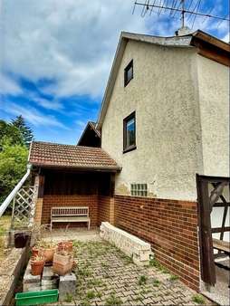 Außenansicht Außenansicht - Einfamilienhaus in 97650 Fladungen mit 137m² kaufen