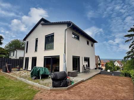 Außenansicht Außenansicht - Einfamilienhaus in 97616 Bad Neustadt mit 169m² kaufen