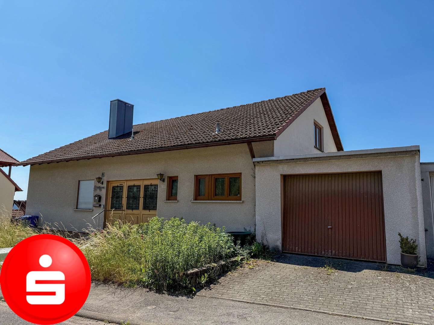 Außenansicht Außenansicht - Zweifamilienhaus in 97657 Sandberg mit 180m² kaufen