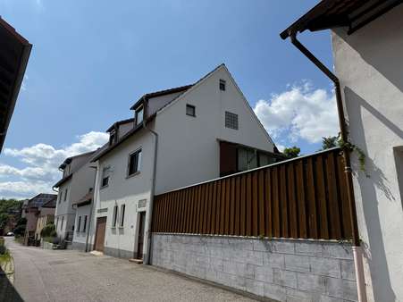 Außenansicht Außenansicht - Einfamilienhaus in 97633 Saal mit 100m² kaufen