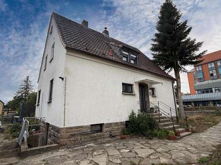 Außenansicht Außenansicht - Einfamilienhaus in 97616 Bad Neustadt mit 150m² kaufen