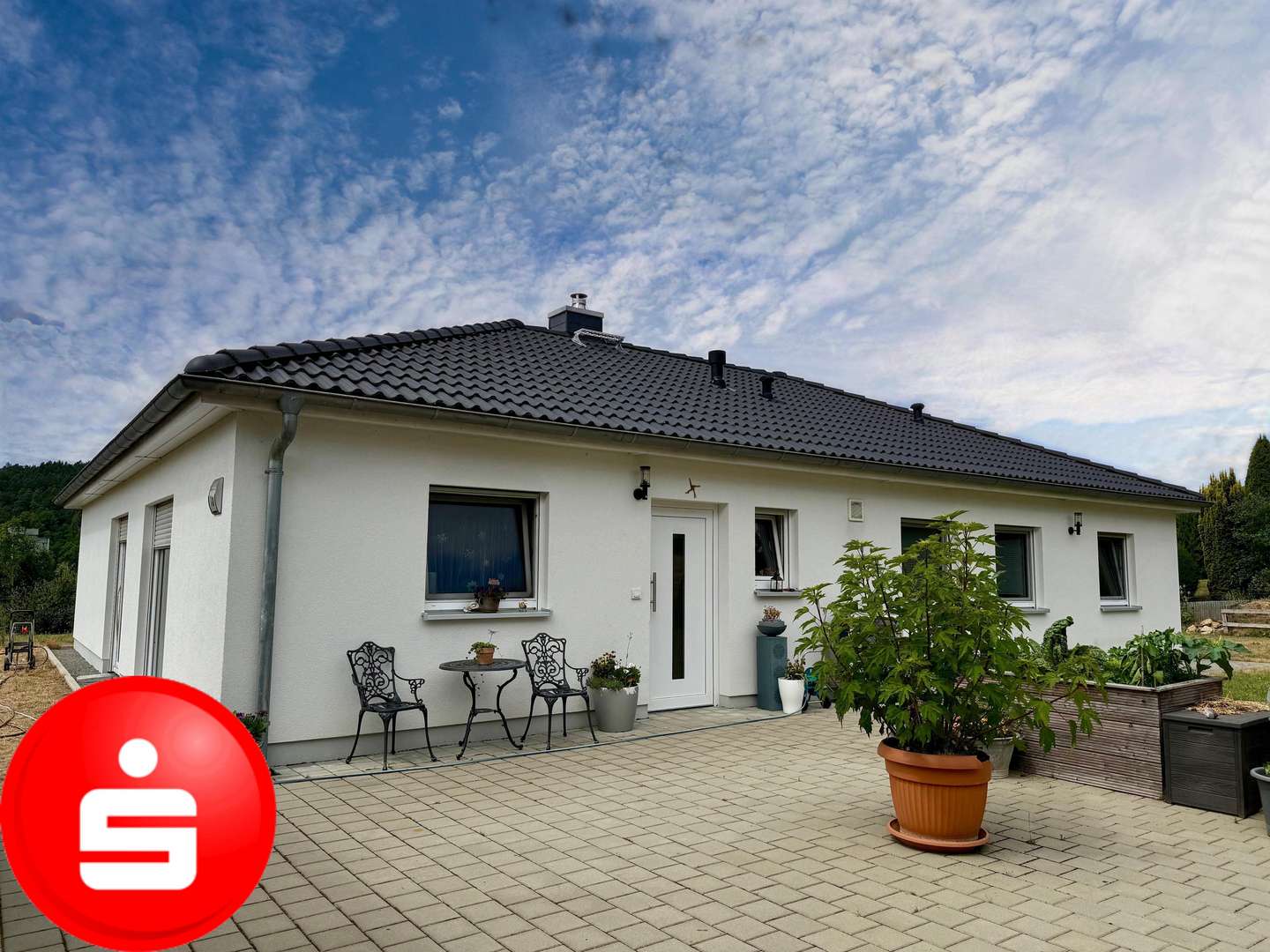 Außenansicht Außenansicht - Einfamilienhaus in 97640 Stockheim mit 120m² kaufen