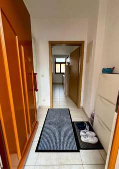 Flur Flur - Erdgeschosswohnung in 98617 Meiningen mit 36m² mieten