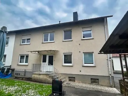 Zweifamilienwohnhaus  in 97616 Bad Neustadt/Brendlorenzen