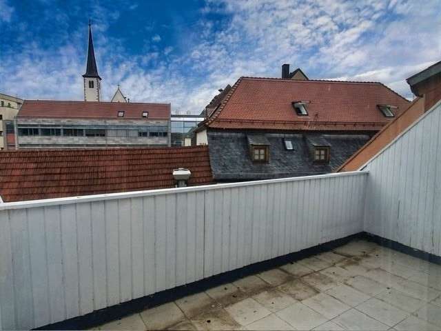 Balkon - Dachgeschosswohnung in 97616 Bad Neustadt mit 110m² kaufen