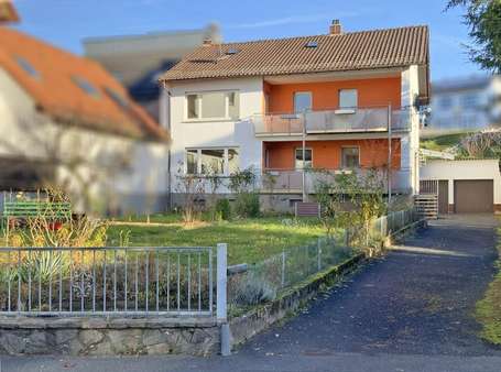 Straßenansicht - Zweifamilienhaus in 63808 Haibach mit 191m² kaufen