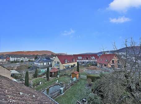 Ausblick zu den Weinbergen - Reihenmittelhaus in 63924 Kleinheubach mit 145m² kaufen