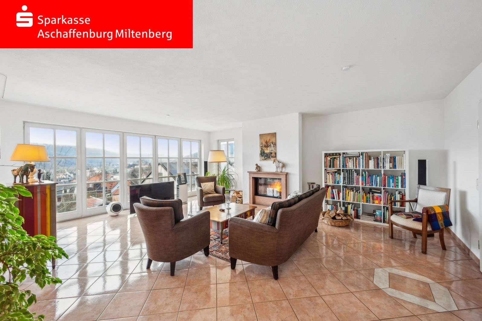 Wohnbereich im Erdgeschoss - Einfamilienhaus in 63897 Miltenberg mit 231m² kaufen