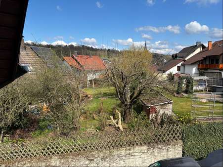 Ausblick Ausblick - Zweifamilienhaus in 63776 Mömbris mit 135m² kaufen