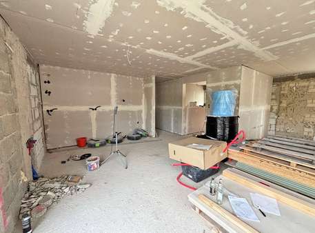 Küche im Erdgeschoss - Einfamilienhaus in 64750 Lützelbach, Haingrund mit 140m² kaufen