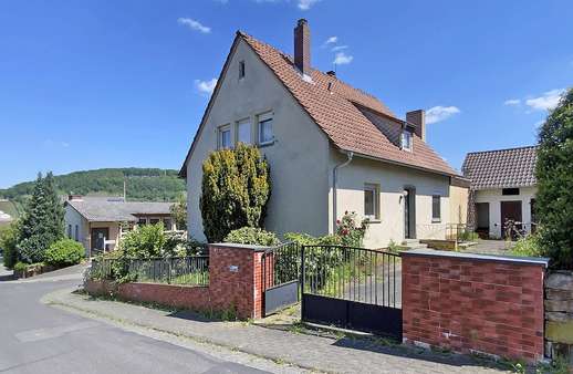 Außenansicht - Einfamilienhaus in 63911 Klingenberg mit 136m² kaufen