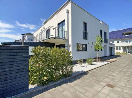 Außenansicht - Doppelhaushälfte in 63939 Wörth mit 160m² kaufen