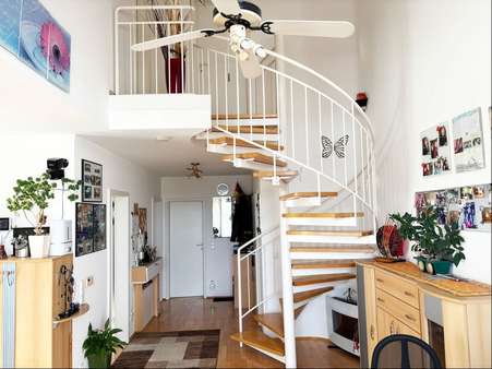 Aufgang - Dachgeschosswohnung in 63755 Alzenau mit 77m² kaufen