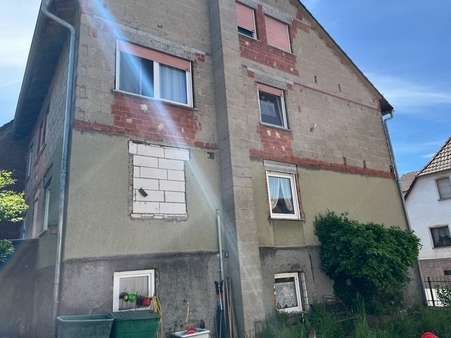 Gartenansicht Gartenansicht - Zweifamilienhaus in 63776 Mömbris mit 190m² kaufen