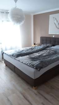 Schlafzimmer EG - Zweifamilienhaus in 63864 Glattbach mit 157m² kaufen