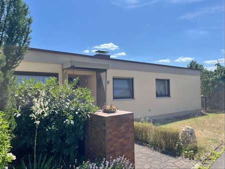 Außenansicht - Bungalow in 63741 Aschaffenburg mit 116m² kaufen