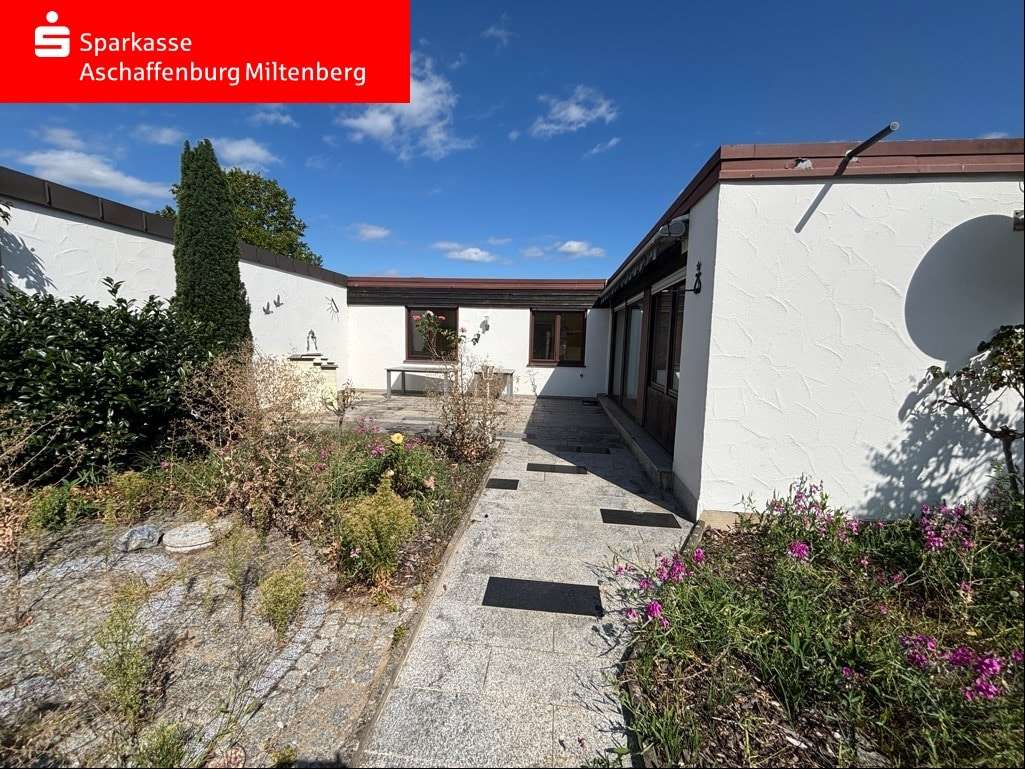 Außenansicht - Bungalow in 63741 Aschaffenburg mit 120m² kaufen