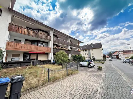 Im Angebotsverfahren - Dachgeschoss-Wohnung mit viel Potenzial