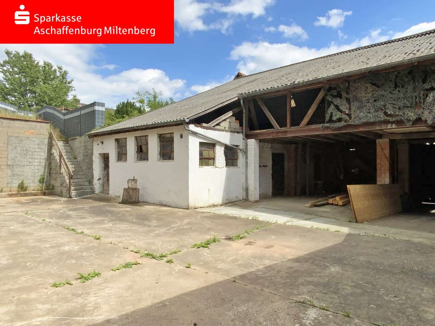 Nebengebäude von hinten -  in 63853 Mömlingen mit 214m² mieten