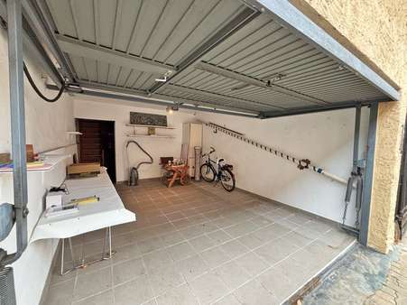 Garage Garage - Zweifamilienhaus in 97903 Collenberg mit 175m² kaufen