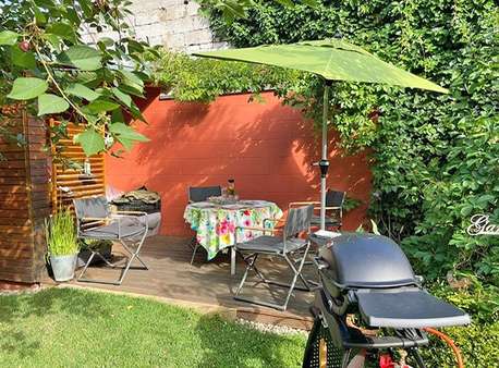 Freisitz im Garten - Zweifamilienhaus in 63739 Aschaffenburg mit 208m² kaufen