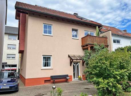 Gartenansicht - Zweifamilienhaus in 63739 Aschaffenburg mit 208m² kaufen