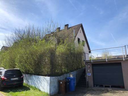 Straßenansicht - Einfamilienhaus in 63768 Hösbach mit 120m² kaufen